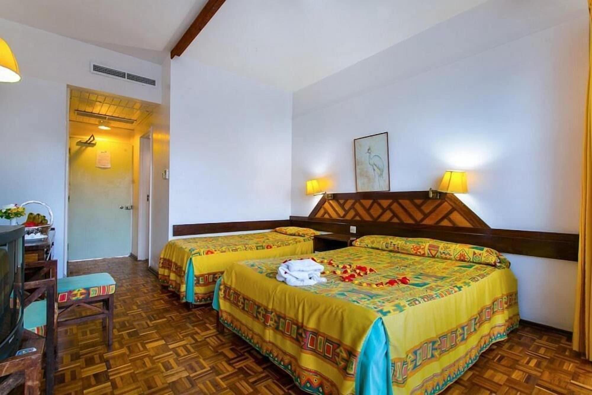 Mombasa Beach Hotel Exterior photo